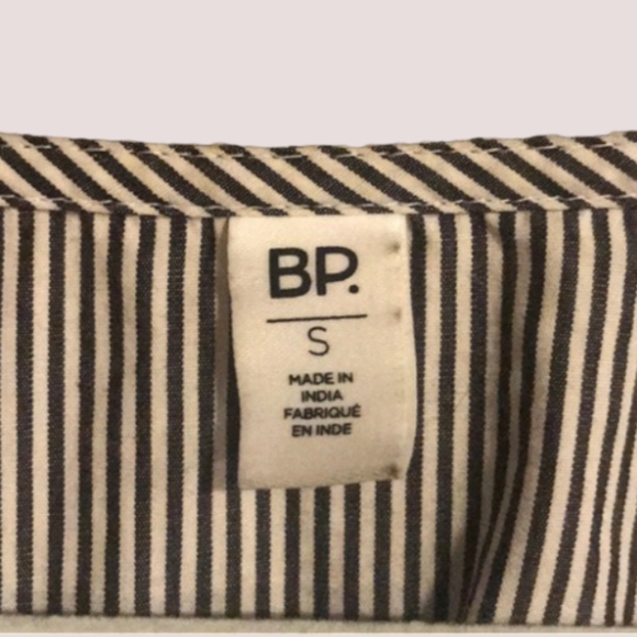 BP Nordstrom Ruched Balloon Sleeve Pinstripe Top Dark Grey & White Blouse S - Picture 5 of 5